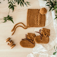 Merino Wool Bonnet & Booties - Bronze