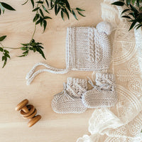 Merino Wool Bonnet & Booties - Grey